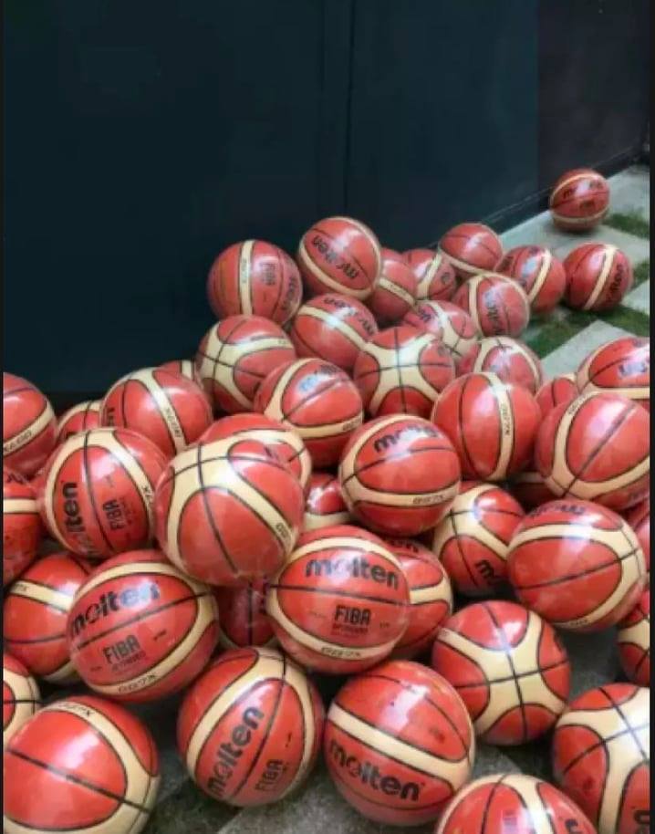 High quality basketball for indoor courts and outdoor surfaces, durable build with enhanced grip for better handling
