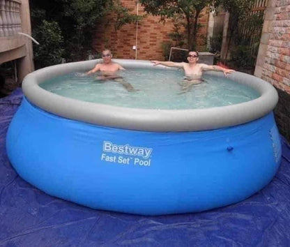 Portable inflatable pool with round shape, family friendly design for outdoor use and easy backyard setup